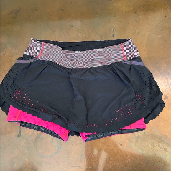 lululemon athletica Skirts Lululemon Atheltica Setting The Pace